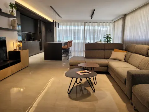 3 bed Apartment For Rent in Qawra, Qawra - thumb 3