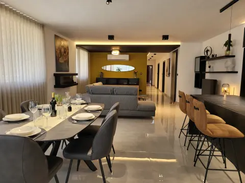 3 bed Apartment For Rent in Qawra, Qawra - thumb 6