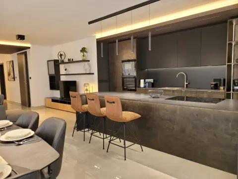 3 bed Apartment For Rent in Qawra, Qawra - thumb 9