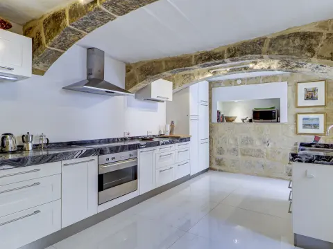 2 bed House of Character For Sale in Cospicua, Cospicua - thumb 18