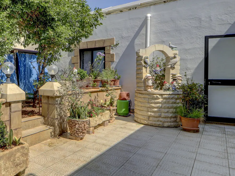 3 bed Villa For Sale in Attard, Attard - thumb 1