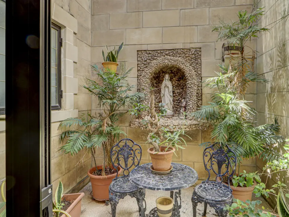 3 bed Villa For Sale in Attard, Attard - thumb 2