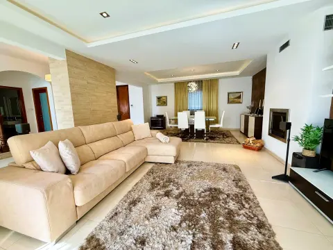 3 bed Villa For Sale in Attard, Attard - thumb 3