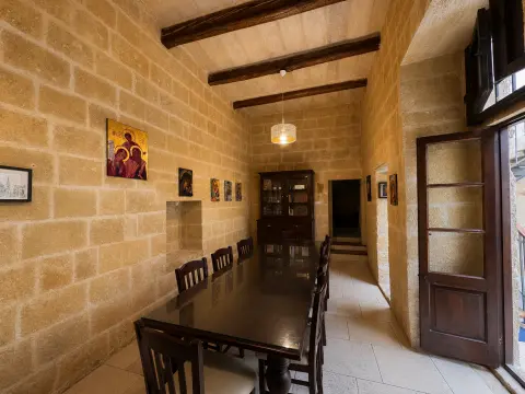 5 bed House of Character For Sale in Zebbug, Zebbug - thumb 11