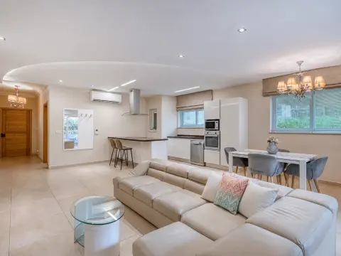 2 bed Apartment For Sale in Sliema, Sliema - thumb 5