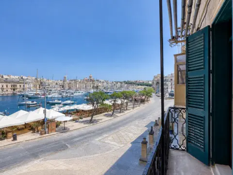 4 bed House of Character For Sale in Senglea, Senglea - thumb 3