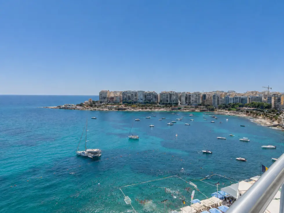 2 bed Penthouse For Rent in St Julian's, St Julian's - thumb 10