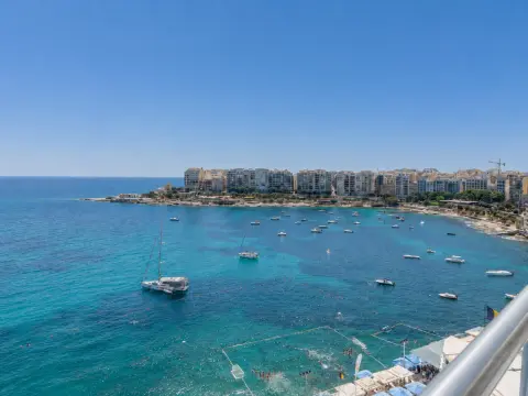 2 bed Penthouse For Rent in St Julian's, St Julian's - thumb 10