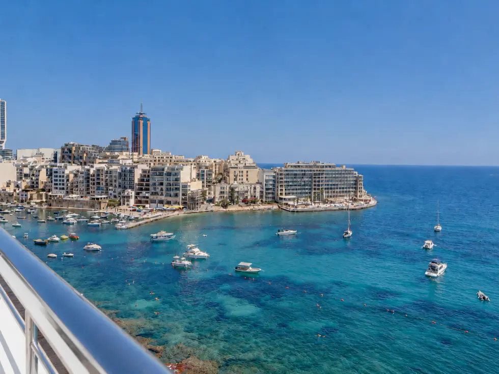 2 bed Penthouse For Rent in St Julian's, St Julian's - thumb 9