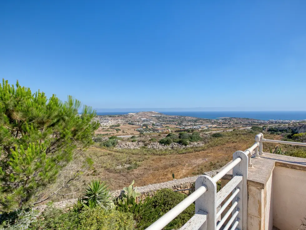 5 bed Villa For Sale in Naxxar, Naxxar - thumb 4