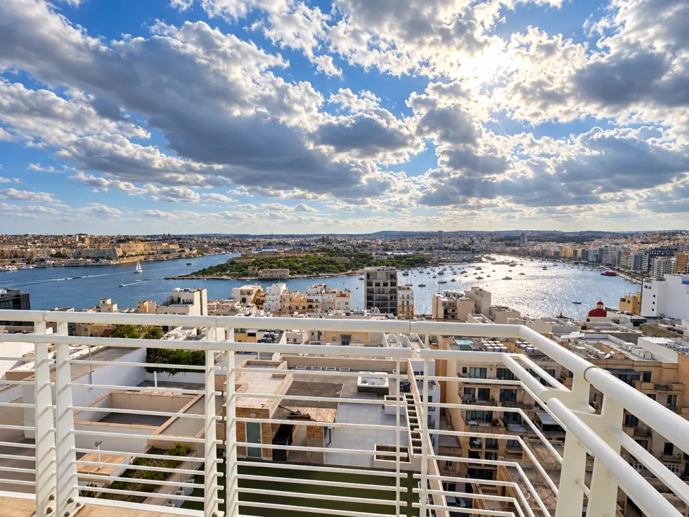 3 bed Penthouse For Rent in Sliema, Sliema - thumb 10