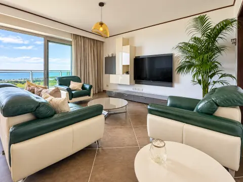 3 bed Penthouse For Rent in Sliema, Sliema - thumb 4