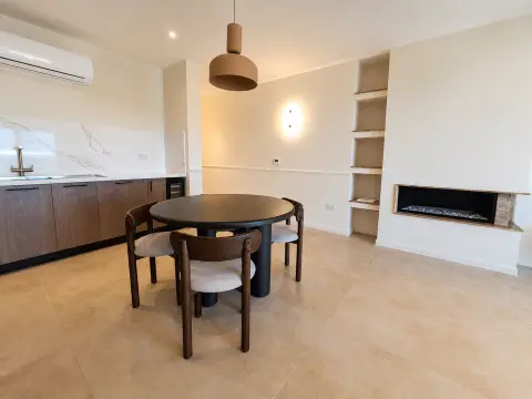 3 bed Apartment For Rent in Zebbug, Gozo, Zebbug, Gozo - thumb 8