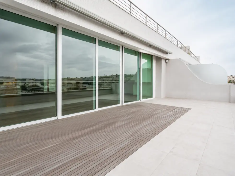 3 bed Apartment For Sale in Ta' Xbiex, Ta' Xbiex - thumb 2