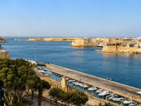 2 bed Apartment For Rent in Floriana, Floriana - thumb 1