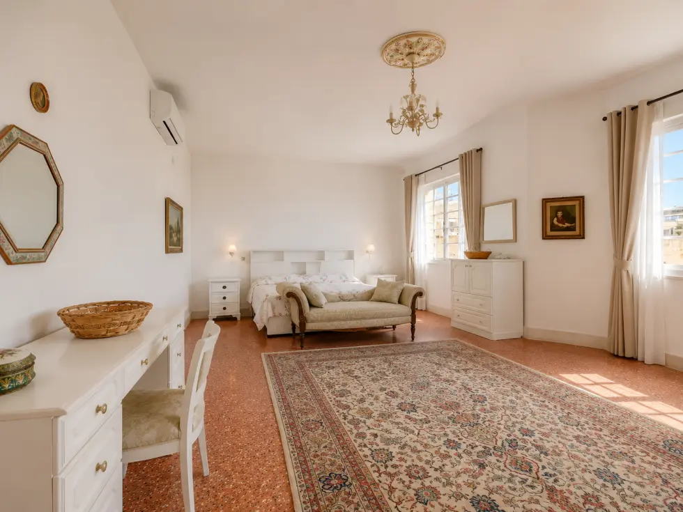 5 bed Villa For Sale in Ta' Xbiex, Ta' Xbiex - thumb 12