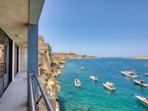 3 bed Apartment For Sale in Vittoriosa, Vittoriosa - thumb 1