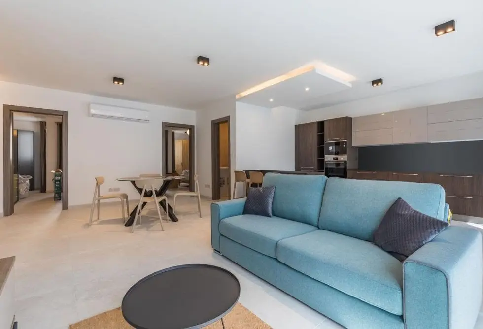 3 bed Apartment For Rent in Sliema, Sliema - thumb 1