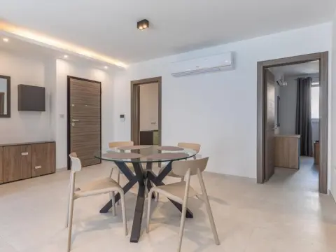 3 bed Apartment For Rent in Sliema, Sliema - thumb 2