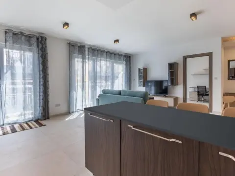3 bed Apartment For Rent in Sliema, Sliema - thumb 6