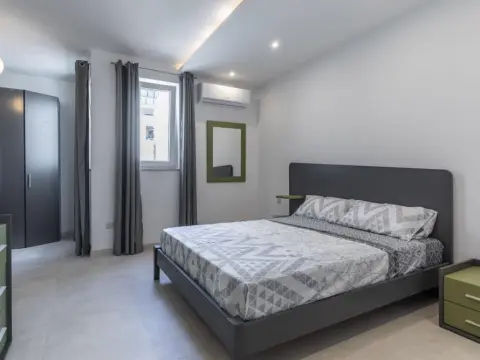3 bed Apartment For Rent in Sliema, Sliema - thumb 7