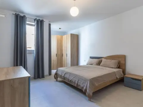 3 bed Apartment For Rent in Sliema, Sliema - thumb 9
