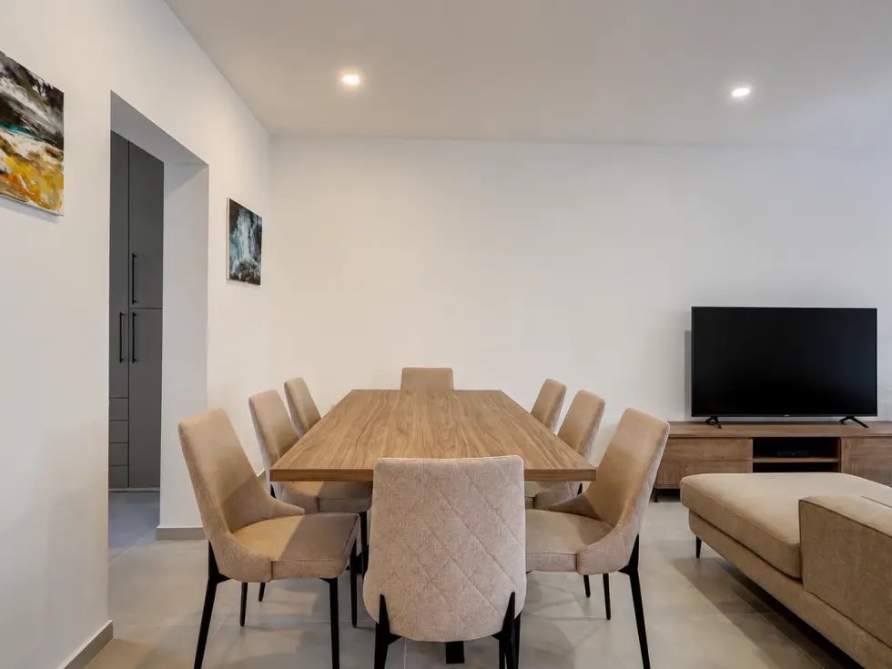 3 bed Apartment For Rent in St Julian's, St Julian's - thumb 4