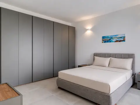 3 bed Apartment For Rent in St Julian's, St Julian's - thumb 7