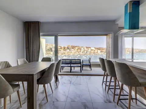 3 bed Apartment For Rent in St Paul's Bay, St Paul's Bay - thumb 3