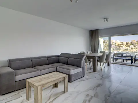 3 bed Apartment For Rent in St Paul's Bay, St Paul's Bay - thumb 4