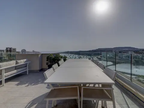 3 bed Penthouse For Rent in St Paul's Bay, St Paul's Bay - thumb 2