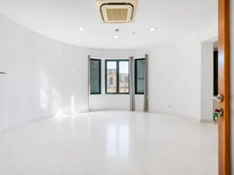 6 bed Villa For Sale in Ta' Xbiex, Ta' Xbiex - thumb 13