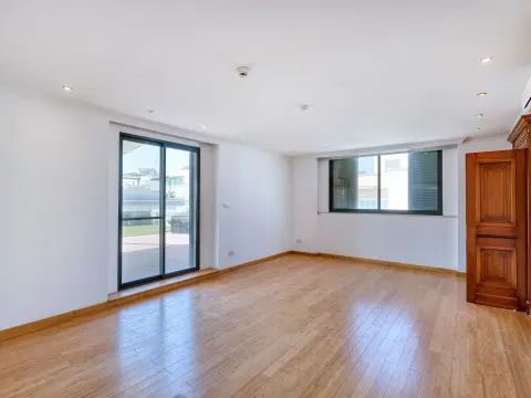 6 bed Villa For Sale in Ta' Xbiex, Ta' Xbiex - thumb 8