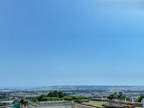 2 bed Apartment For Sale in Rabat, Rabat - thumb 2