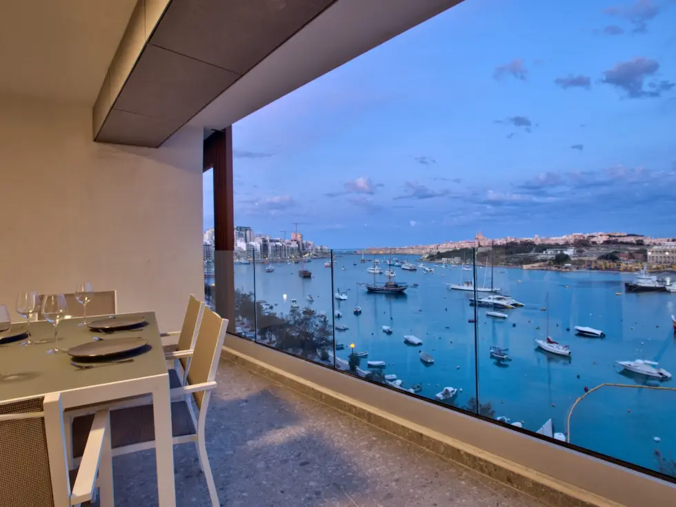 3 bed Apartment For Rent in Sliema, Sliema - thumb 2