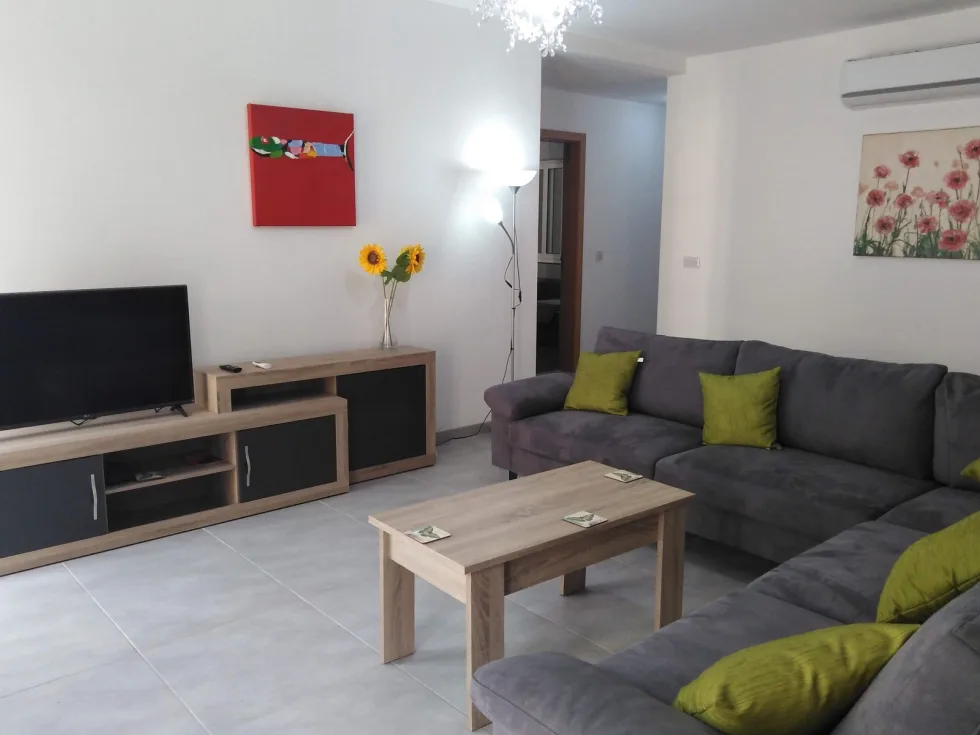 3 bed Apartment For Rent in Sliema, Sliema - thumb 3