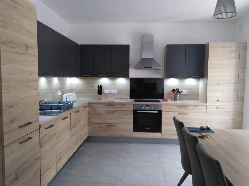 3 bed Apartment For Rent in Sliema, Sliema - thumb 7