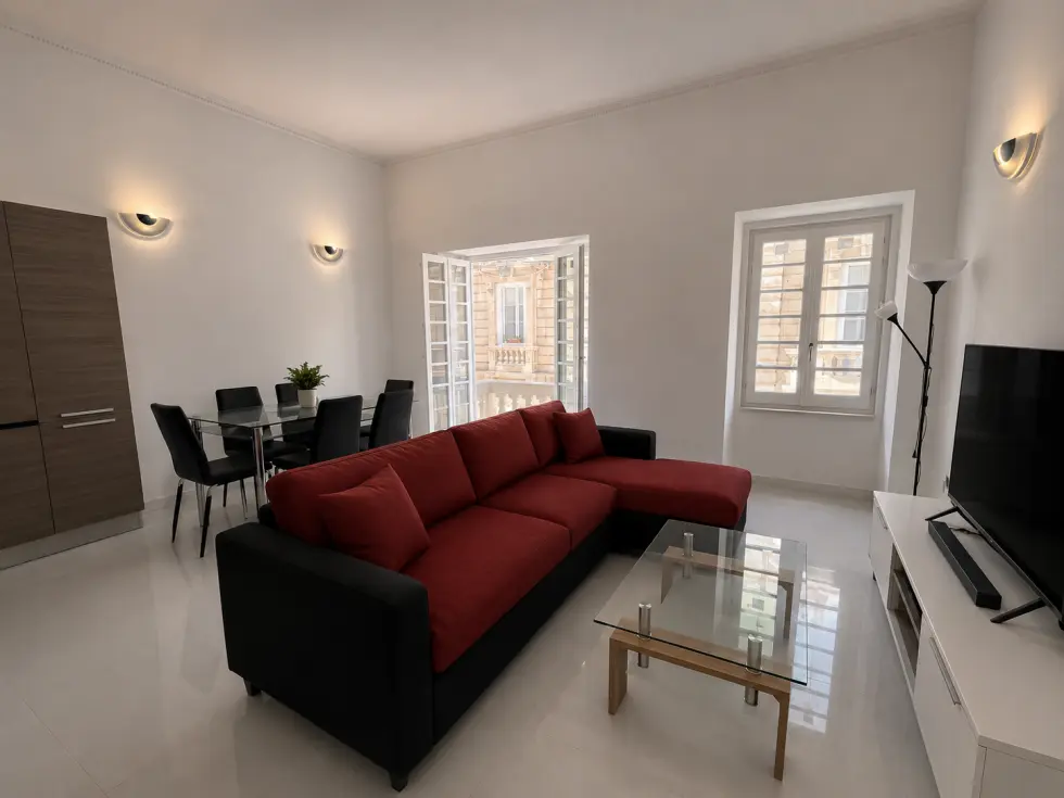 2 bed Apartment For Rent in Sliema, Sliema - thumb 1