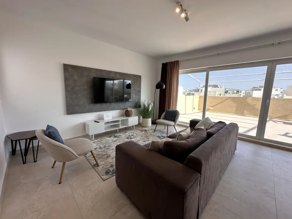 2 bed Penthouse For Rent in Swieqi, Swieqi - thumb 1