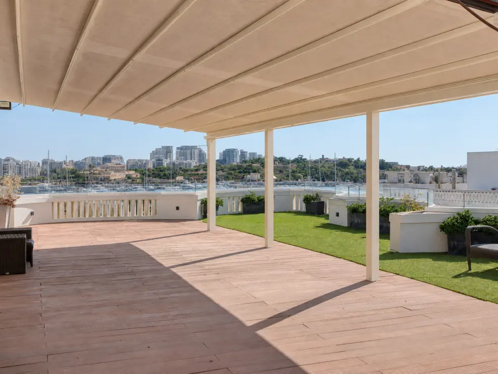 6 bed Villa For Sale in Ta' Xbiex, Ta' Xbiex - thumb 2