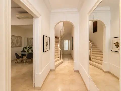 3 bed Town House For Rent in Sliema, Sliema - thumb 1