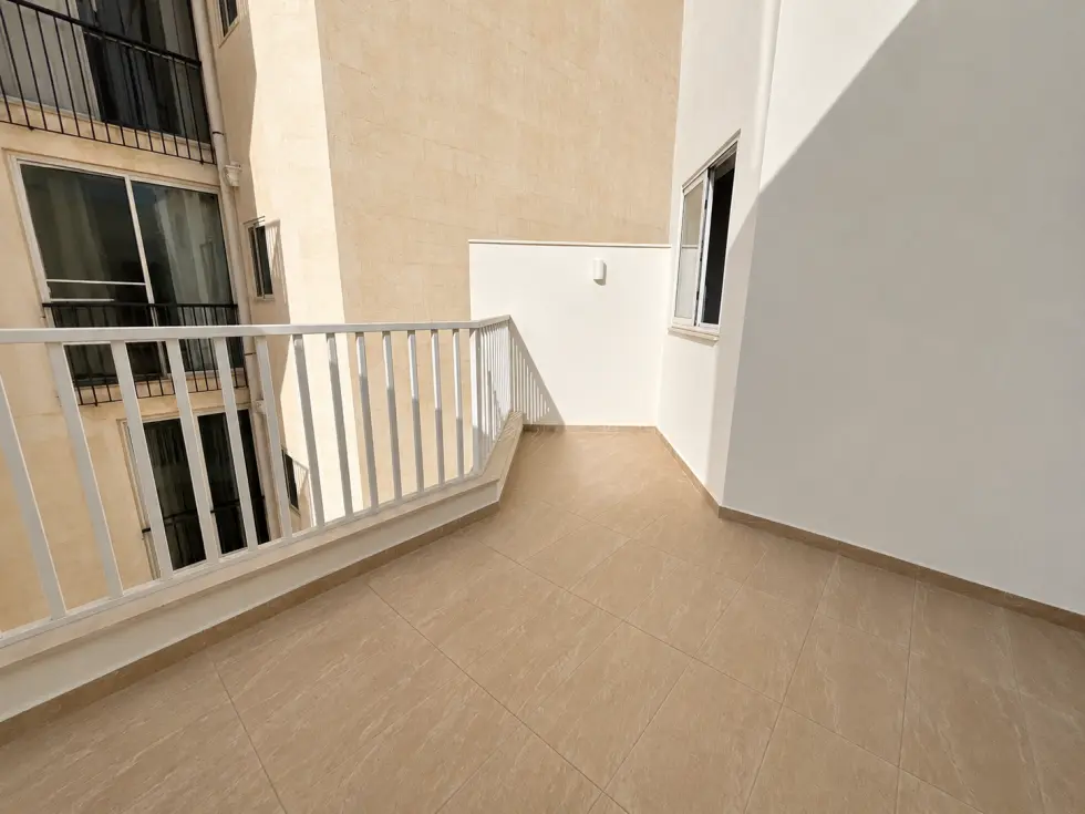 3 bed Penthouse For Rent in Gzira, Gzira - thumb 9