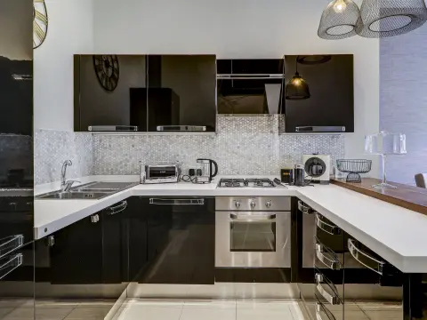 2 bed Apartment For Rent in Sliema, Sliema - thumb 9