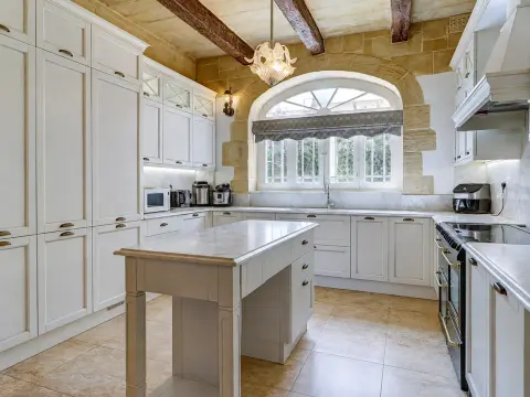 4 bed House of Character For Sale in Mosta, Mosta - thumb 3