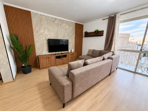 3 bed Apartment For Rent in St Julian's, St Julian's - thumb 2