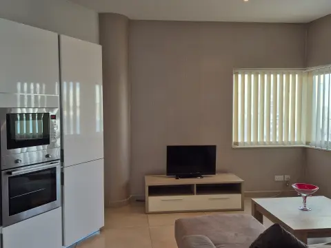 1 bed Maisonette For Rent in St Julian's, St Julian's - thumb 2