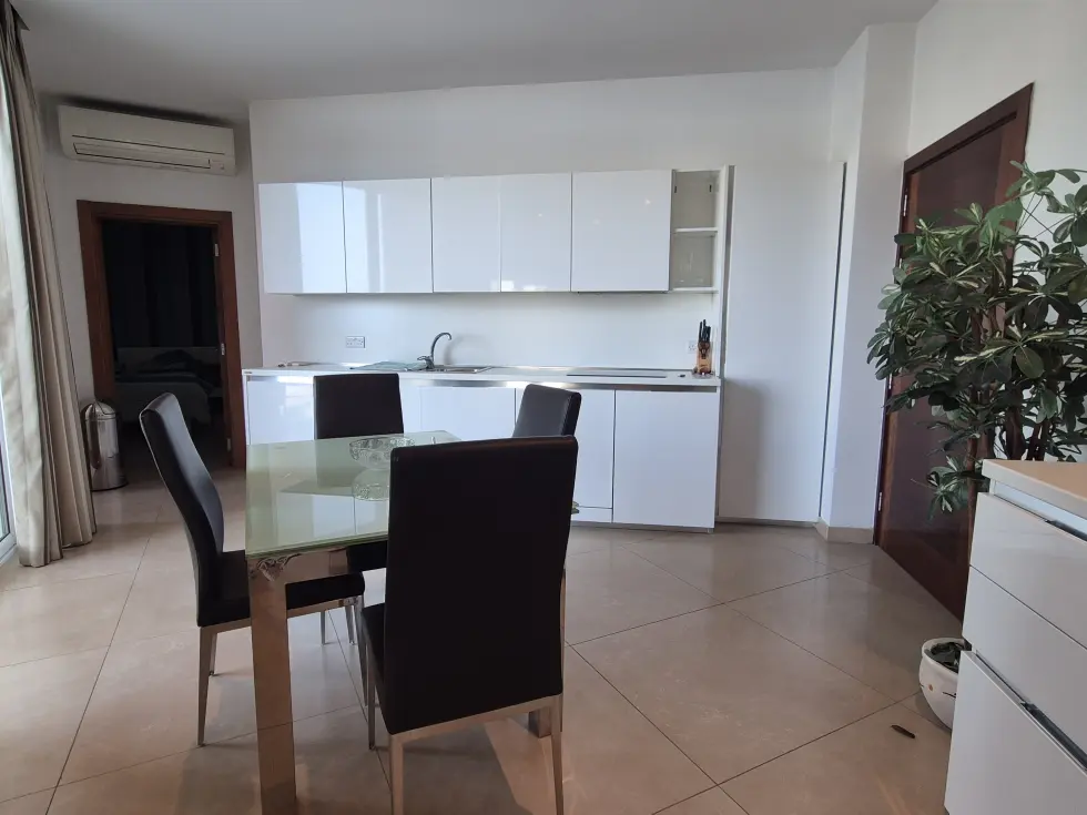 1 bed Maisonette For Rent in St Julian's, St Julian's - thumb 3