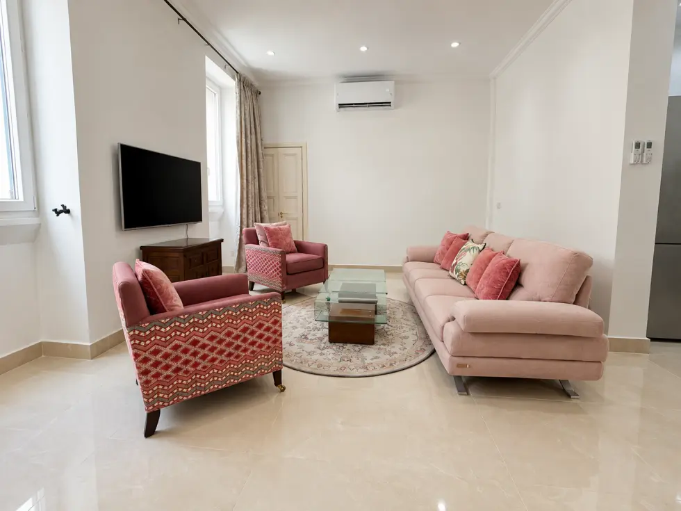 3 bed Town House For Rent in Naxxar, Naxxar - thumb 8