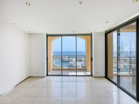 3 bed Apartment For Sale in St Julian's, St Julian's - thumb 14