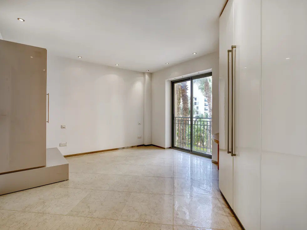3 bed Apartment For Sale in St Julian's, St Julian's - thumb 15